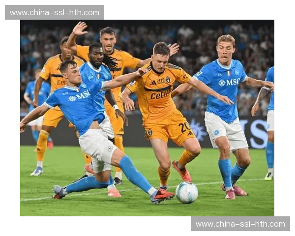 乌迪内斯门将奥克耶补时侧扑救险，避免罗马扳平比分